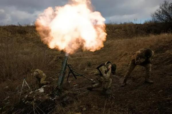 Pháo binh Nga suy giảm, bom lượn trở thành “cơn ác mộng” mới với Ukraine