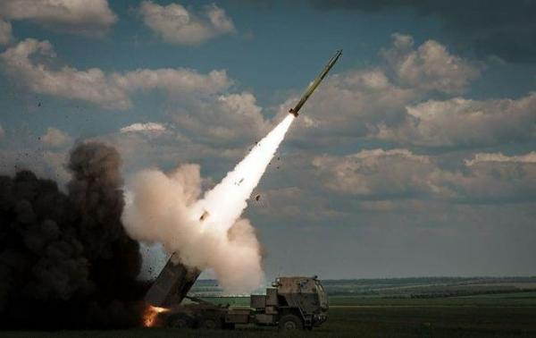 Ukraine tập kích sở chỉ huy Nga bằng tên lửa HIMARS