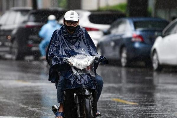 Miền Bắc sắp đón đợt không khí lạnh mạnh “lạ thường” gây mưa sầm sập