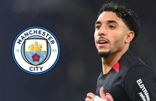 Man City mua tiền đạo lạ để chia sẻ việc ghi bàn với Haaland