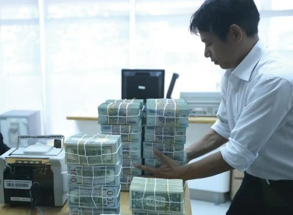 Ngành ngân hàng nối tiếp đà phục hồi