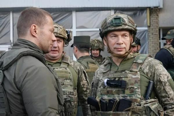 Ukraine coi bầu cử sau khi ngừng bắn với Nga “là kế hoạch thất bại”