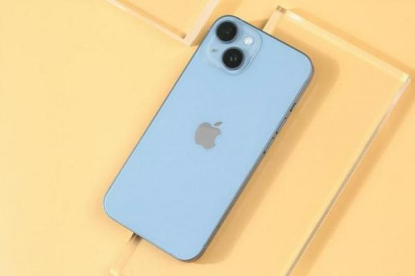 Những chiếc điện thoại cấu hình mạnh đáng sở hữu nhất đầu năm 2025