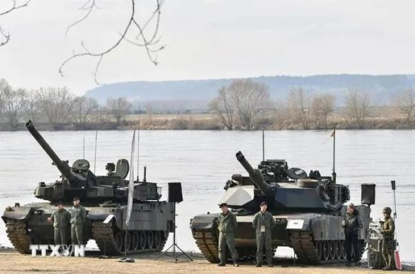 Mỹ nối lại viện trợ vũ khí cho Ukraine sau thời gian ngắn tạm dừng