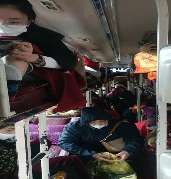 Xe giường nằm “nhồi nhét” thêm 16 hành khách, bị phạt 40 triệu đồng