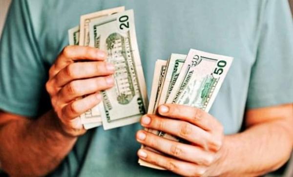 4 loại tiền càng tiêu càng nhiều Phúc Lộc: Làm đúng nửa đời sau không lo ôm hận