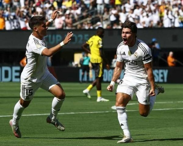 Real đại chiến PSG, hẹn Chelsea ở chung kết Club World Cup