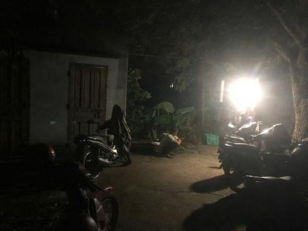 Tạm giữ con trai đánh cha ruột tử vong vì bênh mẹ