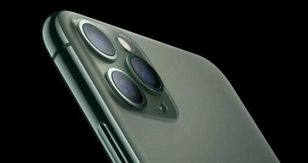 IPhone 11 Pro Max và Apple Watch Series 3 chính thức thành “hàng cổ”