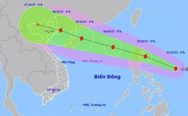 Áp thấp nhiệt đới mạnh lên thành bão Matmo, tối mai vào Biển Đông
