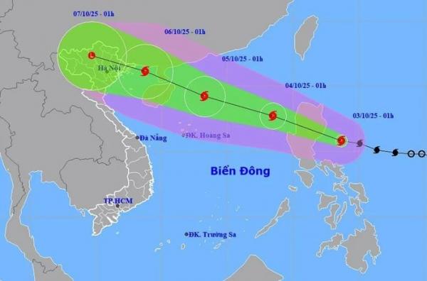 Bão Matmo đang áp sát Biển Đông, giật cấp 15 khi thành bão số 11