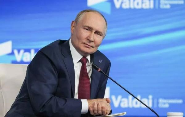 Ông Putin nhắn ông Trump và NATO: Thử đối đầu con “hổ giấy” này xem!