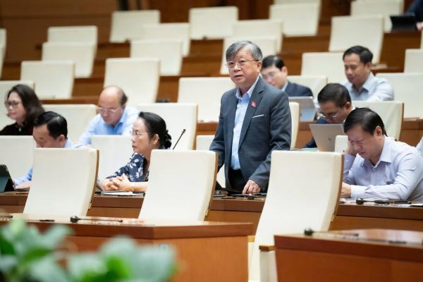 Đề nghị chuyển văn phòng đăng ký đất đai về xã, giảm phiền hà cho người dân
