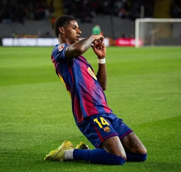 Tỏa sáng, Marcus Rashford lần thứ hai giành giải cá nhân tại Barca