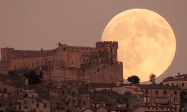 Siêu trăng tháng 11 sẽ lớn và sáng nhất năm