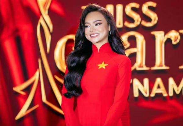 Sắc vóc nóng bỏng của Á hậu đại diện Việt Nam tham dự Miss Charm 2025