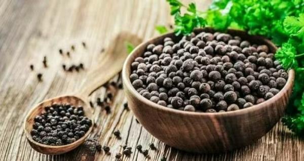 Xuất nhập khẩu vượt 800 tỷ USD, nhiều nhóm hàng chủ lực đạt kỷ lục mới