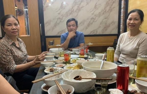 Nhà thông gia đến bàn cưới, tôi tuyên bố thẳng chuyện ăn Tết, tưởng họ sẽ tự ái ai ngờ phản ứng lạ đời đến vậy