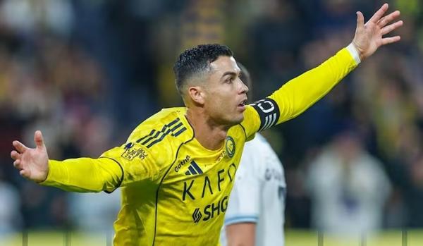 Ronaldo ghi bàn nhưng không cứu nổi Al Nassr rơi vào khủng hoảng