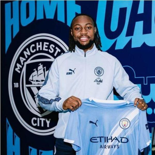 Man City chính thức “nổ phát súng” đầu tiên