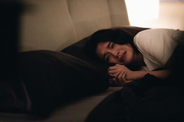 Nhắn tin cho chồng cũ “em đồng ý tái hôn” nhưng anh không hồi âm, hôm sau tôi nhận được 3 tỷ