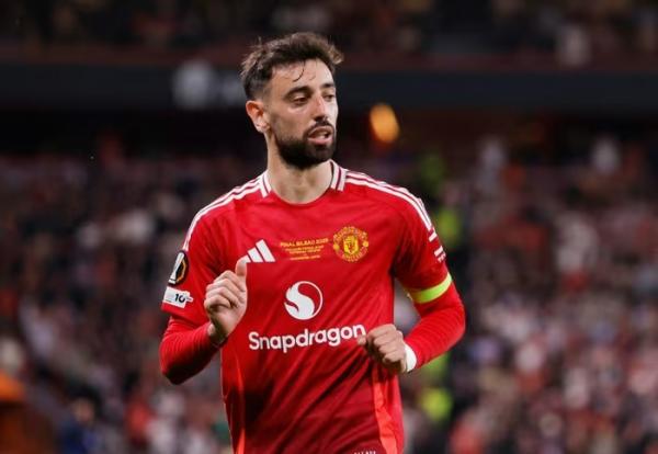 Fernandes sắp phá kỷ lục của Beckham sau 26 năm