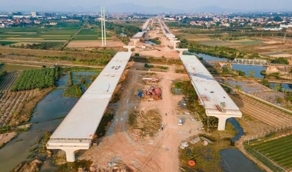 Vành đai, cao tốc Hà Nội 2026: Tuyến nào sắp về đích, tuyến nào còn “kẹt” tiến độ?