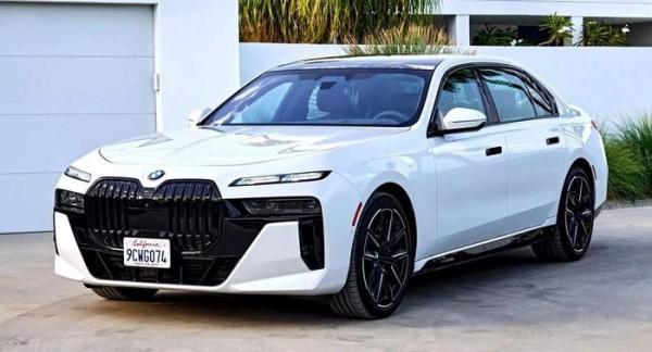 BMW loại bỏ công nghệ tự lái cấp độ 3 khỏi dòng 7-Series mới