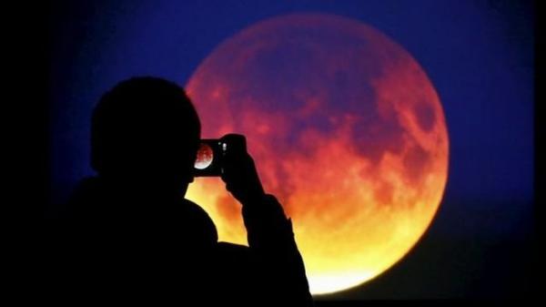 Mặt Trăng sẽ nhuộm đỏ bầu trời đêm mai