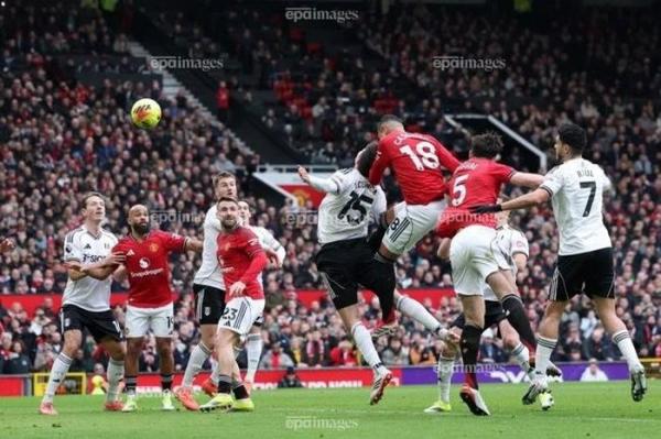 Danh sách chuyển nhượng gây sốc của Man United