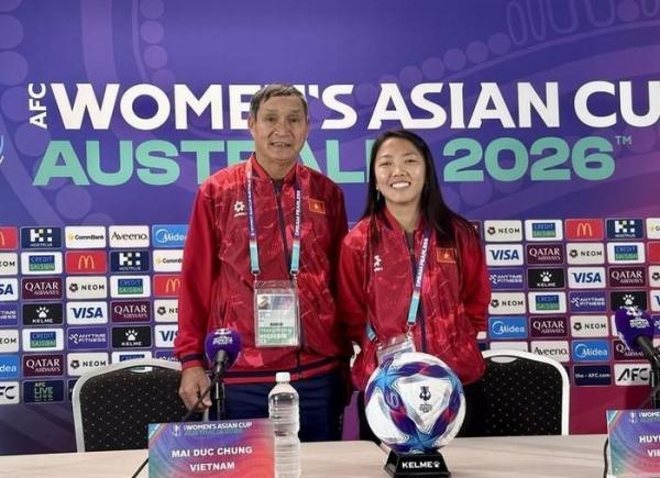 Huỳnh Như quyết tâm với thành tích chung, hỗ trợ cầu thủ trẻ