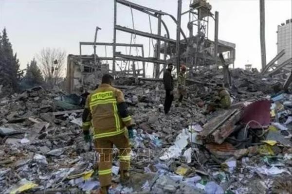 Iran đưa ra điều kiện hòa hoãn giữa giao tranh ác liệt
