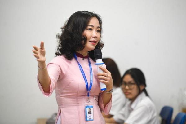 Hiệu trưởng, hiệu phó trường đại học phải có trình độ tiến sĩ trở lên