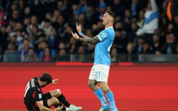 Matteo Politano rực sáng, Napoli đánh bại AC Milan trong trận đại chiến Serie A
