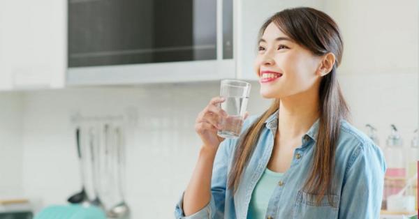 4 khung giờ uóng nước tốt cho gan thận của bạn