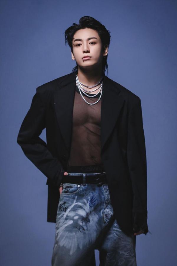 Jungkook (BTS) công khai xin lỗi