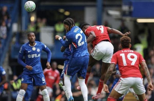 Chelsea thua thảm Nottingham Forest, hết cơ hội đua tranh ở Ngoại hạng