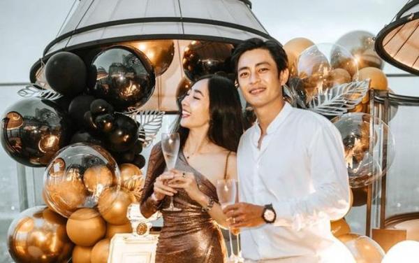 Hôn nhân hạnh phúc hơn 10 năm dù chưa con cái của nam tài tử màn ảnh Việt