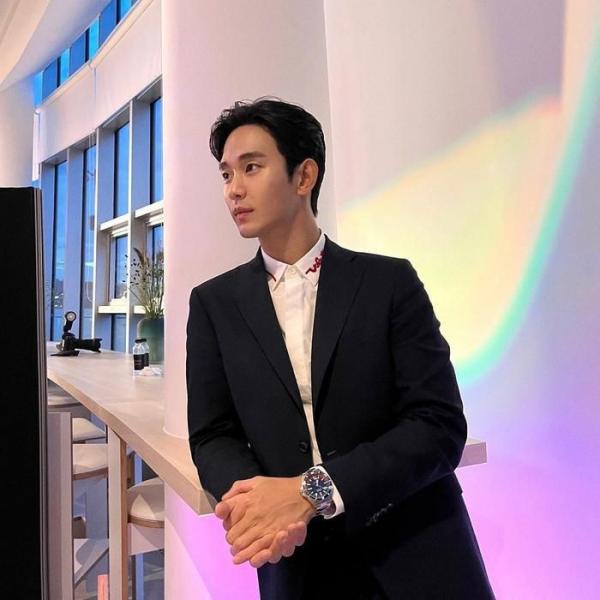 Khán giả chờ đợi sự trở lại của Kim Soo Hyun sau ồn ào