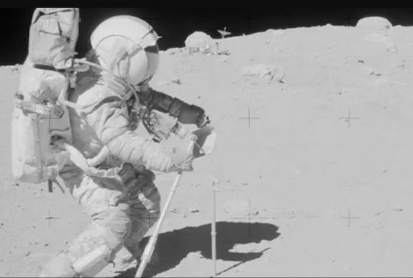 Hé lộ bí ẩn các mẫu vật mặt trăng từ sứ mệnh Apollo 16