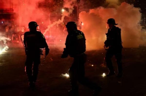 Paris hỗn loạn sau chức vô địch Champions League của PSG, gần 800 người bị bắt