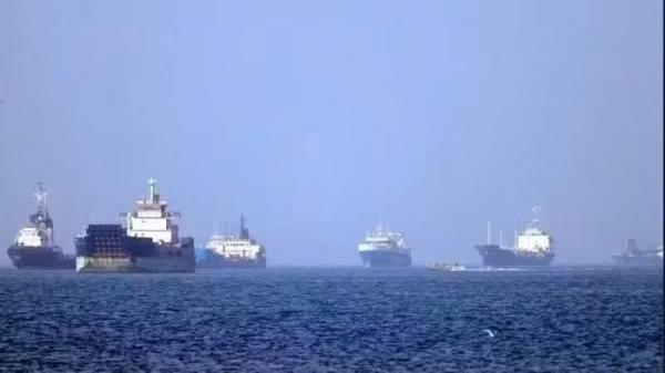 Iran cảnh báo đáp trả nếu Mỹ can thiệp vào Eo biển Hormuz