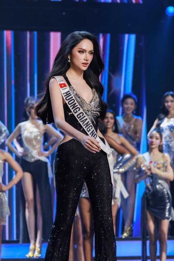 Hương Giang gặp lại người đặc biệt sau khi thi MGI All Stars