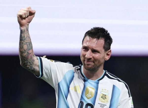Messi tiếp tục xô đổ kỷ một kỷ lục World Cup