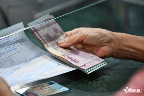 Đề xuất tăng lương tối thiểu 9,8% vì nhiều lao động vẫn chưa đủ sống