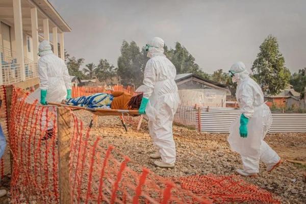 Hy vọng mới trong nỗ lực đẩy lùi dịch Ebola