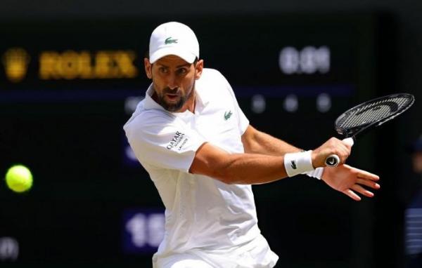 Novak Djokovic khuất phục máy giao bóng Auger-Aliassime để vào bán kết Wimbledon 2026