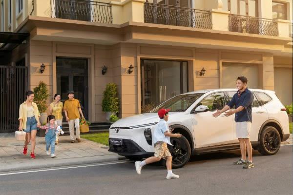 Chủ xe VinFast VF MPV 7: Đây là mẫu xe “sinh ra để đi đường dài”