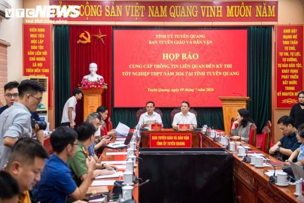 Bộ GD&ĐT công bố hướng xử lý thí sinh vụ hơn 140 điểm 10 Toán ở Tuyên Quang