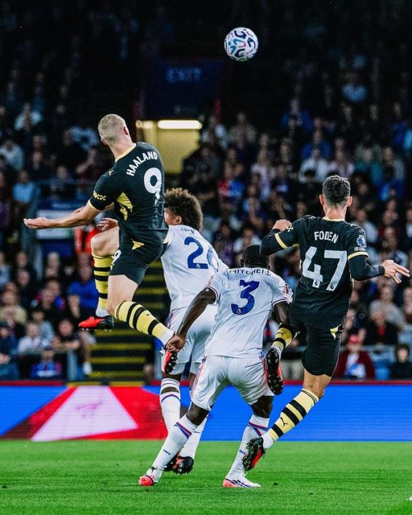 Haaland và Cherki rực sáng, Man City vùi dập Crystal Palace